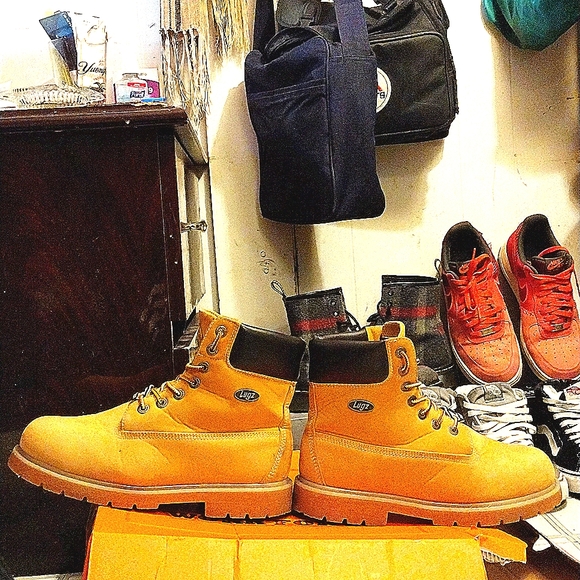 LUGZ WORK FORCE STEEL TOE CONSTRUCTION BOOTS, TAN, SIZE:9.0W IN US SIZE:42.5 EUR - Picture 8 of 16